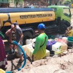 Warga di Cilegon Mulai Terdampak Kekeringan, Kementerian PU Salurkan Bantuan Air Bersih 5 Warga di Cilegon Mulai Terdampak Kekeringan, Kementerian PU Salurkan Bantuan Air Bersih