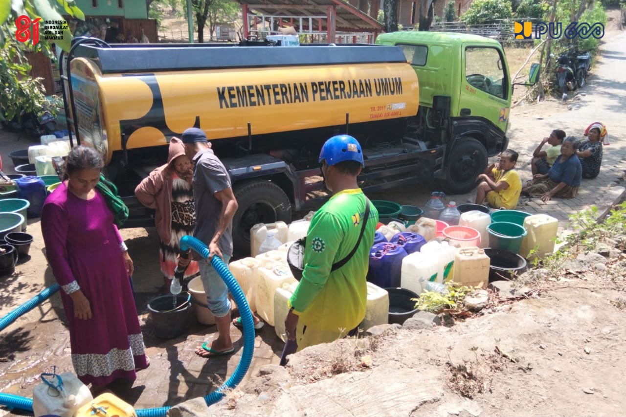 Warga di Cilegon Mulai Terdampak Kekeringan, Kementerian PU Salurkan Bantuan Air Bersih