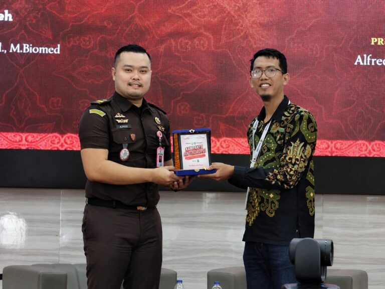Kejati NTT Tanamkan Budaya Anti Korupsi kepada 1.410 Mahasiswa Baru Poltekkes Kemenkes Kupang