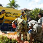 Kementerian PU Bergerak Cepat, Warga Terdampak Kekeringan di Mamuju Terima Bantuan Air Bersih