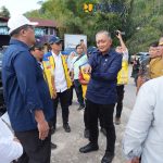 Menteri Dody Kaji Pembangunan Trase Baru Pasca Tinjauan Penanganan Longsor di Kelok 44 Agam 3 Menteri Dody Kaji Pembangunan Trase Baru Pasca Tinjauan Penanganan Longsor di Kelok 44 Agam
