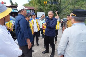 Menteri Dody Kaji Pembangunan Trase Baru Pasca Tinjauan Penanganan Longsor di Kelok 44 Agam 8 Menteri Dody Kaji Pembangunan Trase Baru Pasca Tinjauan Penanganan Longsor di Kelok 44 Agam