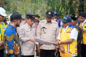 Kementerian PU Siap Bangun Kembali Jembatan Gantung Sikundo Lebih Tinggi dan Aman 7 Kementerian PU Siap Bangun Kembali Jembatan Gantung Sikundo Lebih Tinggi dan Aman