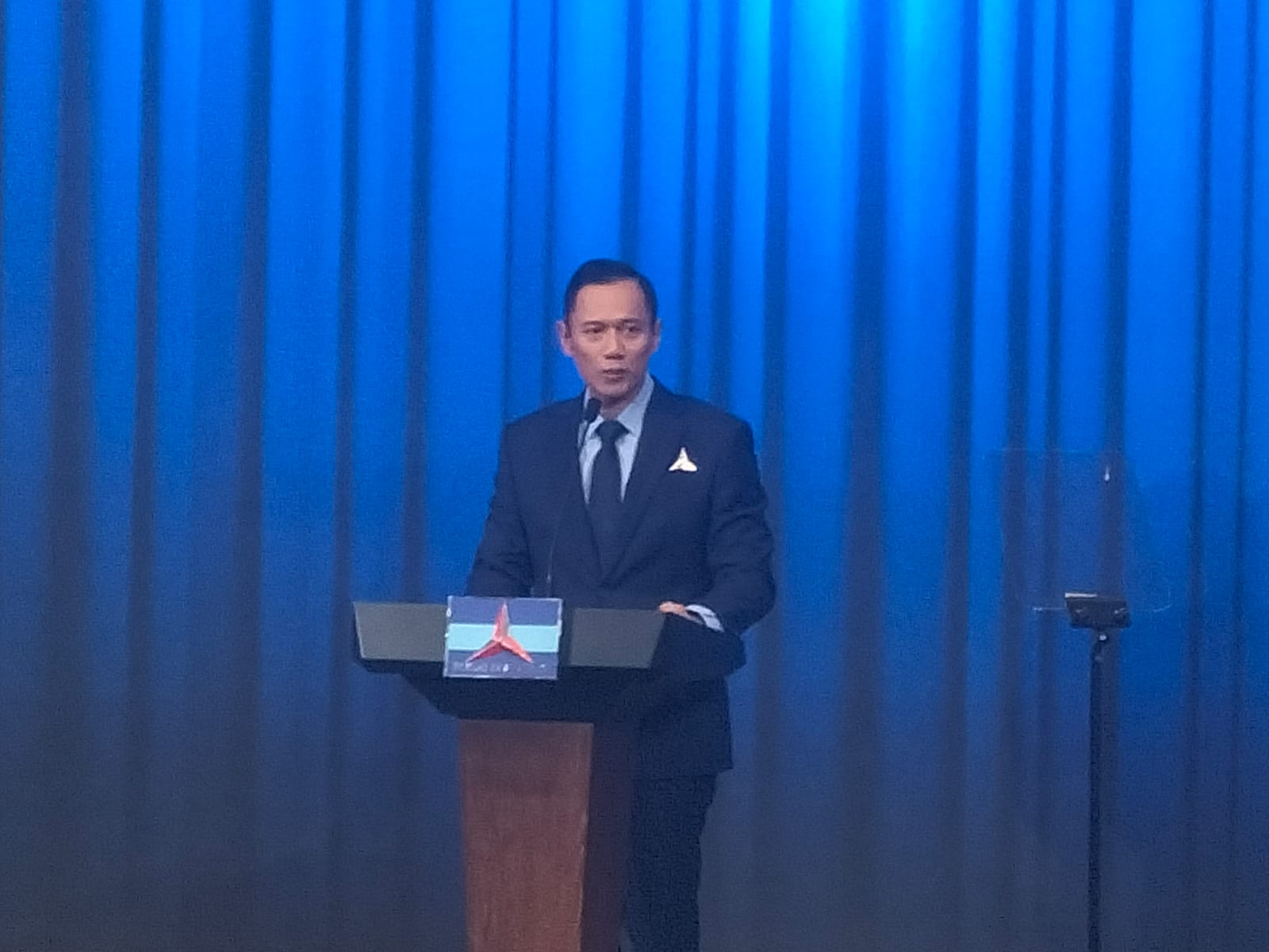 AHY: Belajar dari SBY, Kekuasaan Harus Berganti Secara Damai dan Demokratis 7 AHY: Belajar dari SBY, Kekuasaan Harus Berganti Secara Damai dan Demokratis