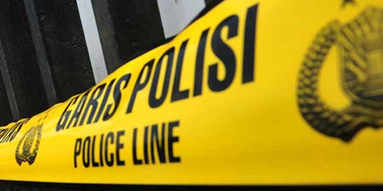 Dugaan Korupsi Perizinan, Polisi Geledah Rujab dan Kantor Bupati Gowa Selama 5 Jam 13 Dugaan Korupsi Perizinan, Polisi Geledah Rujab dan Kantor Bupati Gowa Selama 5 Jam