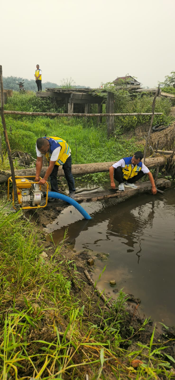 Kurangi Risiko Gagal Panen, Kementerian PU Pompa Air ke 5 Hektare Sawah di Muaro Jambi 9 Kurangi Risiko Gagal Panen, Kementerian PU Pompa Air ke 5 Hektare Sawah di Muaro Jambi