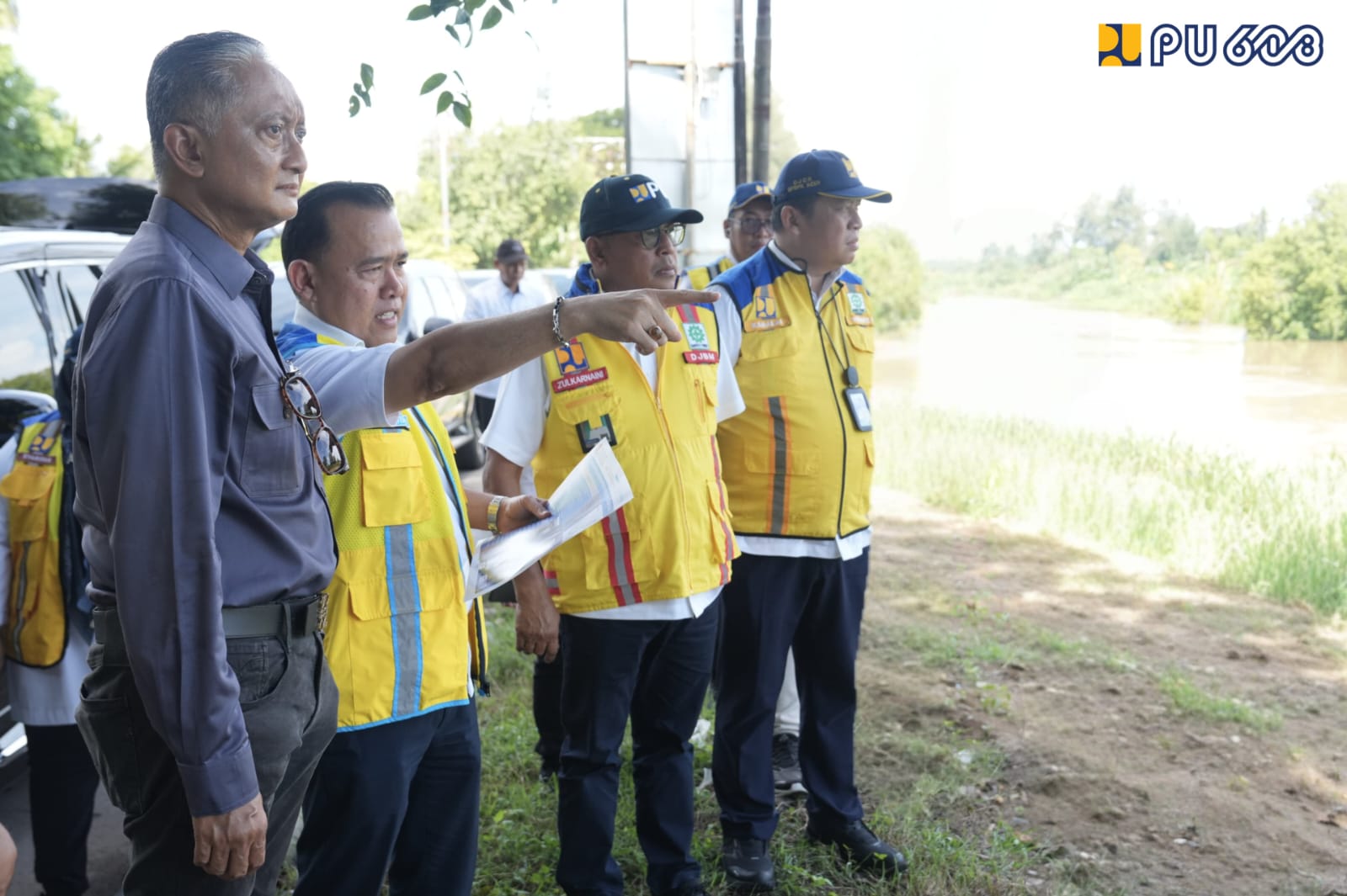 Menteri Dody Pastikan Infrastruktur Pengendali Banjir di Sungai Krueng Aceh Siap Hadapi Musim Hujan 10 Menteri Dody Pastikan Infrastruktur Pengendali Banjir di Sungai Krueng Aceh Siap Hadapi Musim Hujan