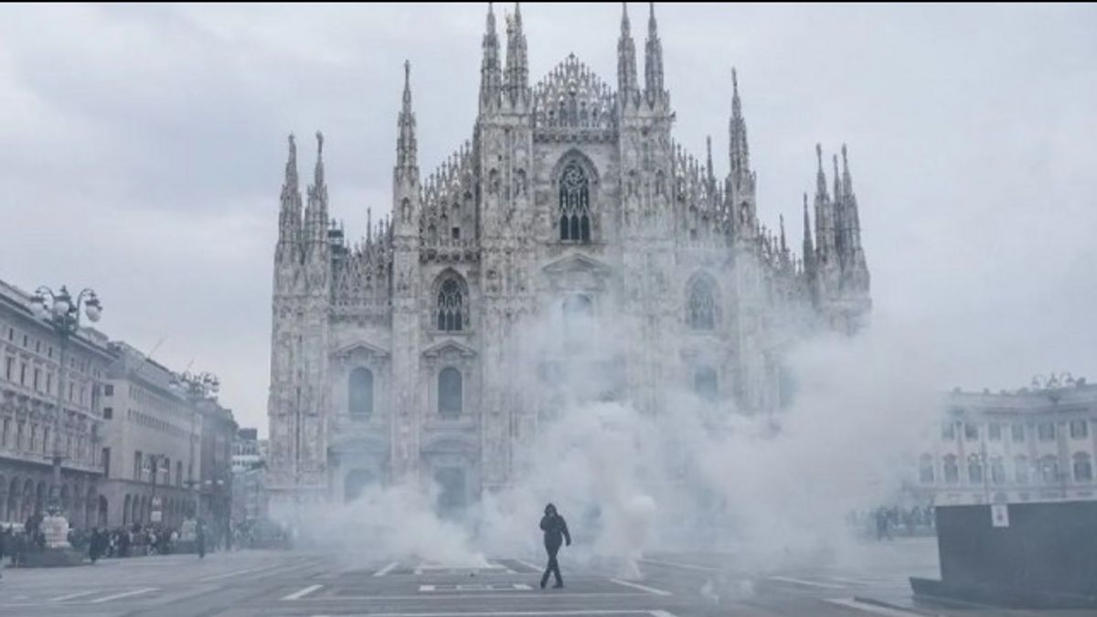 Siaga Satu Akhir Pekan Ini: Milan Berubah Jadi Kota Militer Akibat Gelombang Protes 5 Siaga Satu Akhir Pekan Ini: Milan Berubah Jadi Kota Militer Akibat Gelombang Protes