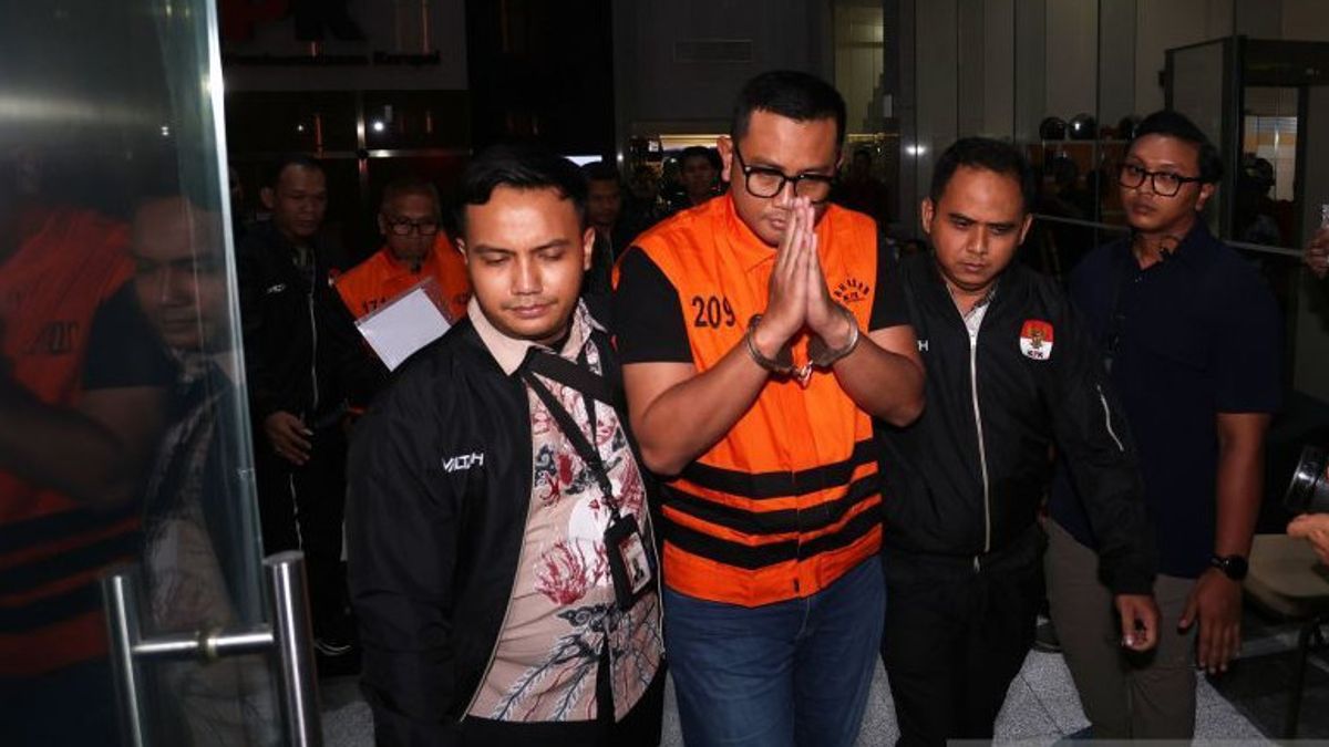 Dari Setoran Rutin Pejabat, Dugaan Suap yang Diterima Bupati Klaten Rp2,08 M 10 Dari Setoran Rutin Pejabat, Dugaan Suap yang Diterima Bupati Klaten Rp2,08 M