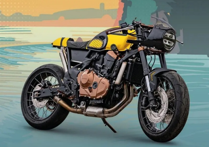 Sengatan Mematikan "Sting Honey": Ramuan Cafe Racer Berdarah Lebah dari Polandia 4 Sengatan Mematikan “Sting Honey”: Ramuan Cafe Racer Berdarah Lebah dari Polandia