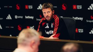 Terganjal Dana dan Kuatnya 'Ordal', MU Gagal Singkirkan Michael Carrick 17 Terganjal Dana dan Kuatnya ‘Ordal’, MU Gagal Singkirkan Michael Carrick