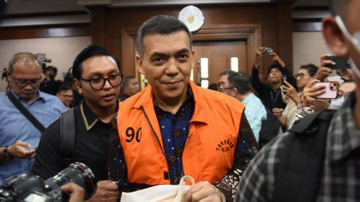 Didakwa Pemerasan dan Gratifikasi, Silmy Kariem Ajukan Eksepsi 10 Didakwa Pemerasan dan Gratifikasi, Silmy Kariem Ajukan Eksepsi